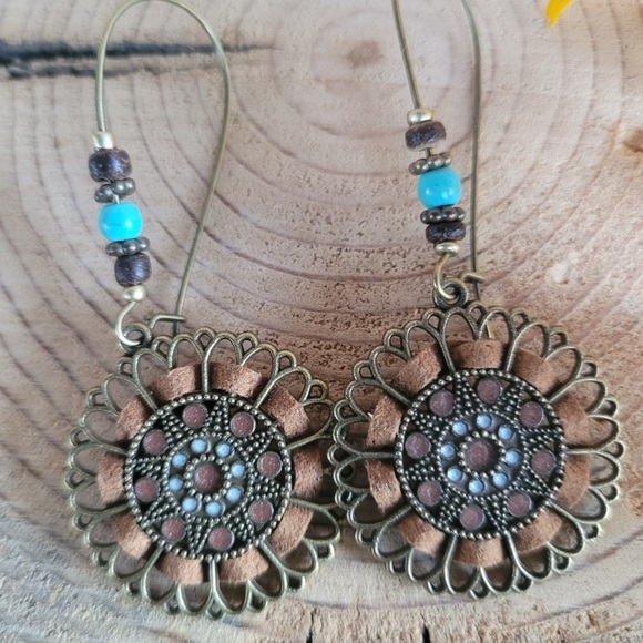 Hand Crafted Jewelry - Vintage western dangle earrings